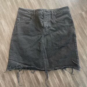 Women's black Old Navy skirt size 2